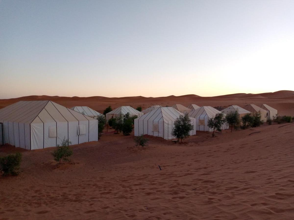 Akabar Luxury Desert Camp Merzuga Kültér fotó
