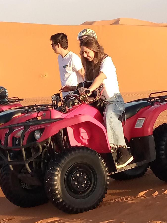 Akabar Luxury Desert Camp Merzuga Kültér fotó