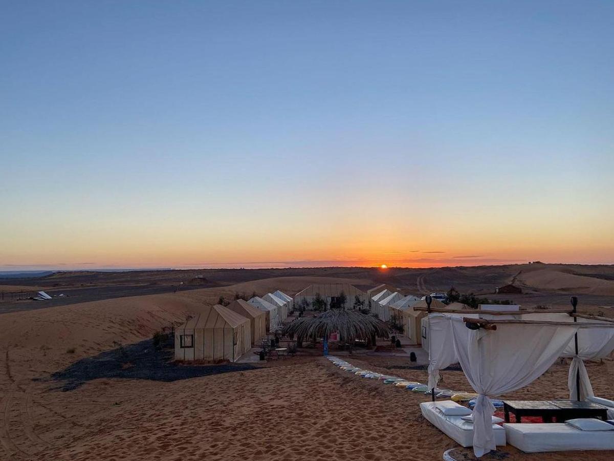 Akabar Luxury Desert Camp Merzuga Kültér fotó