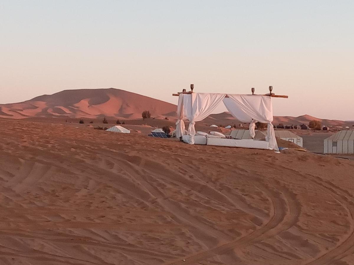 Akabar Luxury Desert Camp Merzuga Kültér fotó